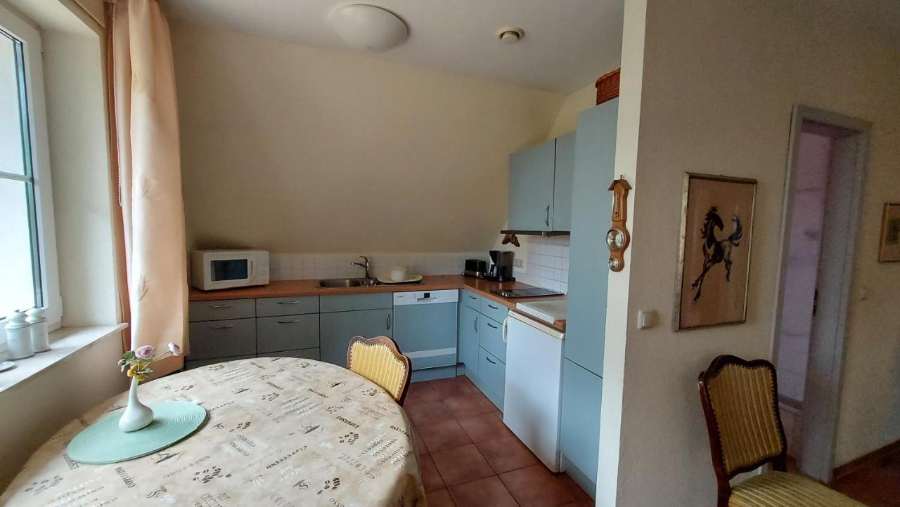 Ferienwohnung Im Uhlenhuus Wiek auf Rügen Extérieur photo