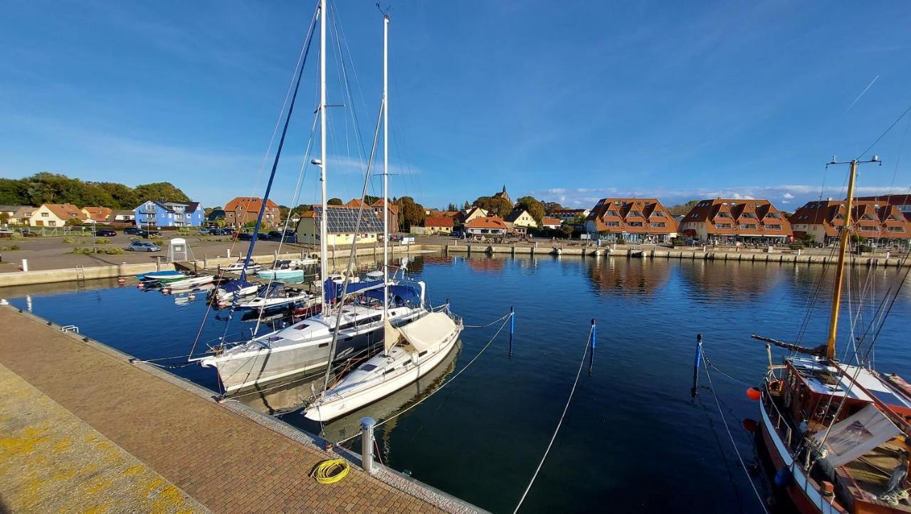 Ferienwohnung Im Uhlenhuus Wiek auf Rügen Extérieur photo