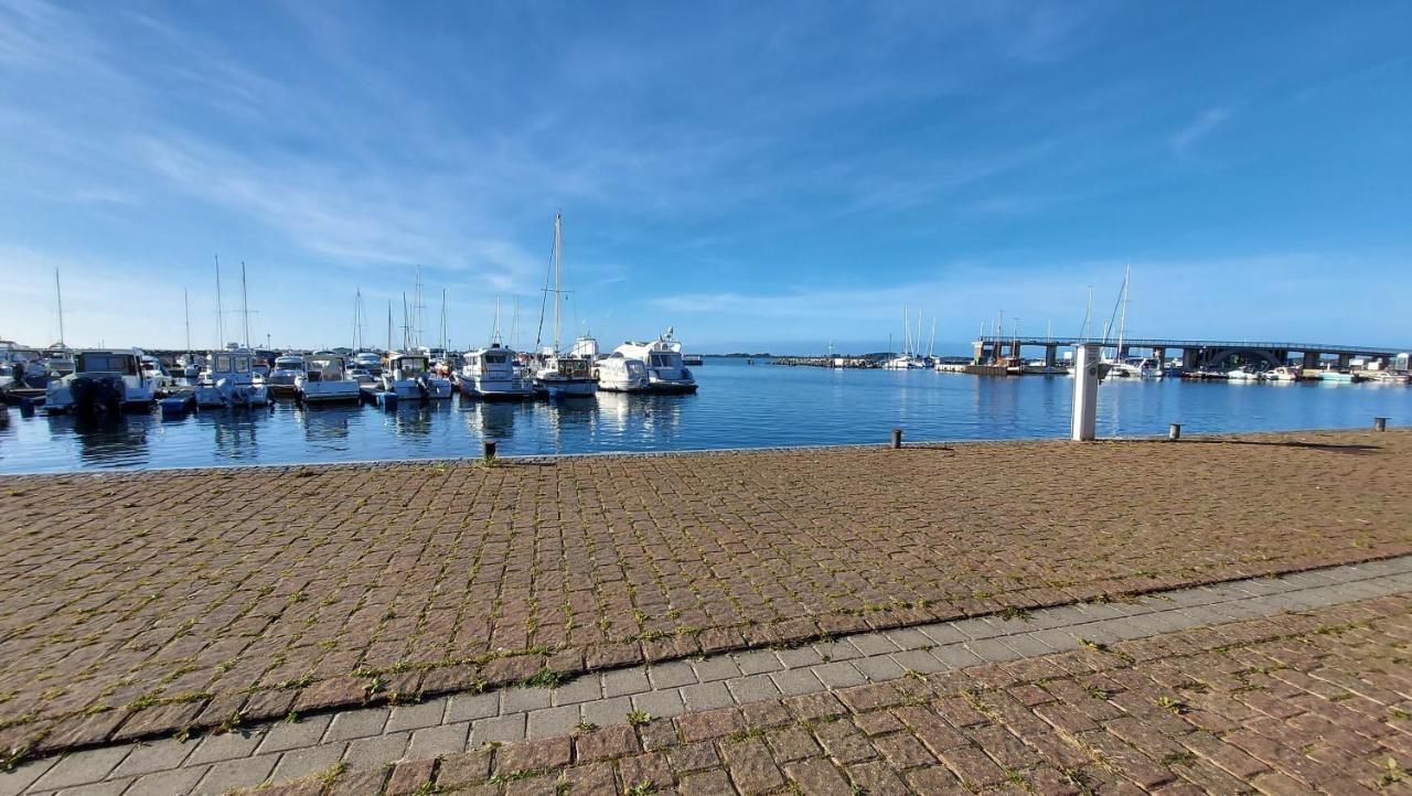 Ferienwohnung Im Uhlenhuus Wiek auf Rügen Extérieur photo