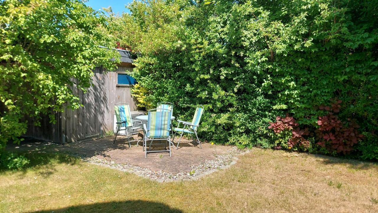 Ferienwohnung Im Uhlenhuus Wiek auf Rügen Extérieur photo